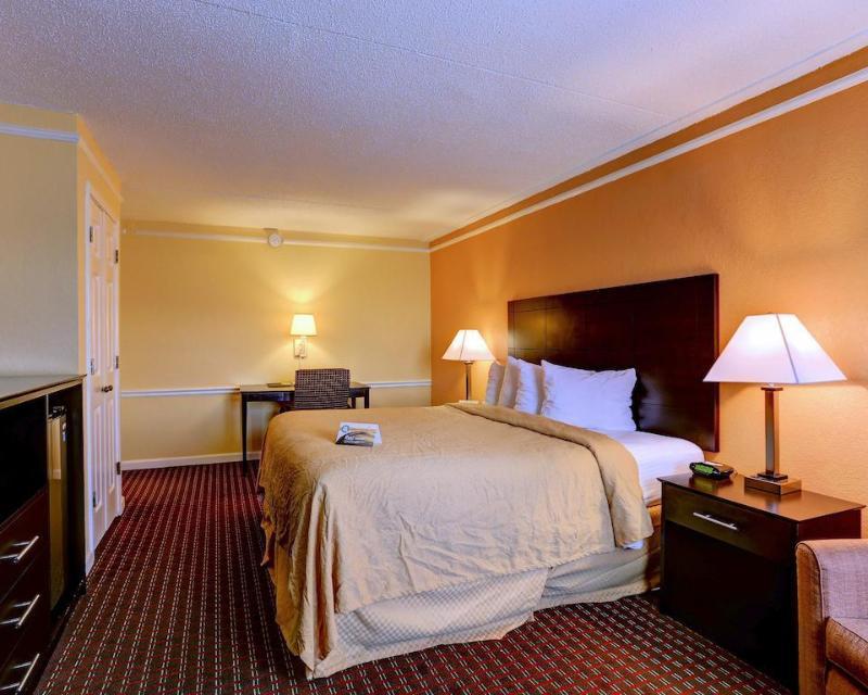 Econolodge Downtown Rate Motel 2*